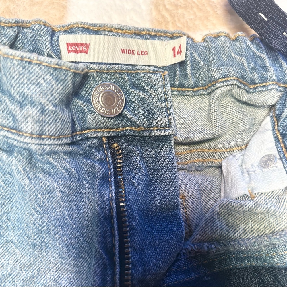 Levi's Kids Blue Cargo Jeans - Picture 3 of 6